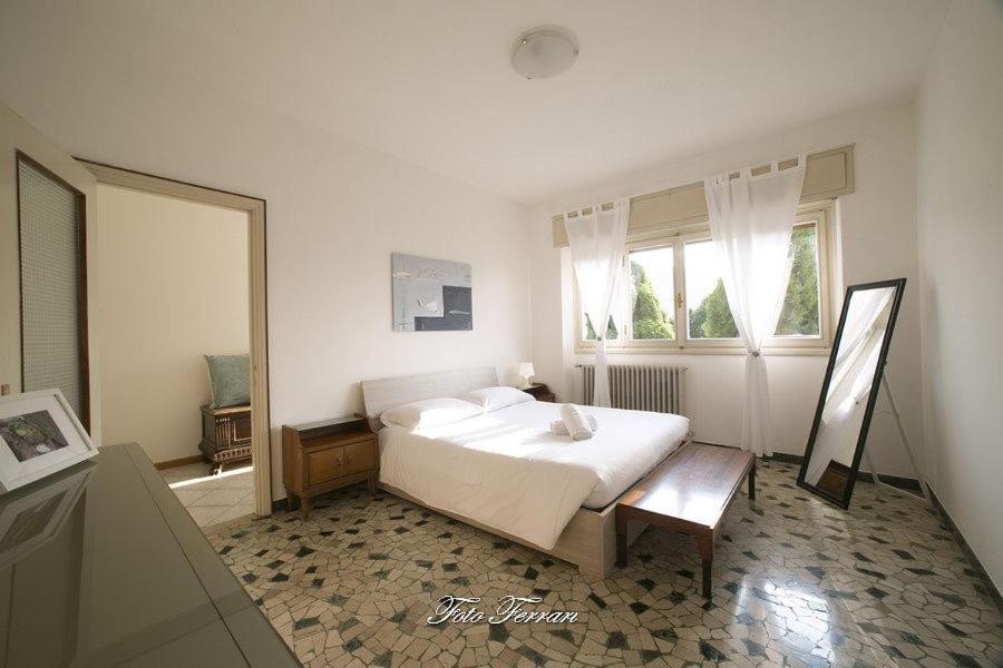 Casa Vacanze Gli Ulivi Del Lago Villa Sale Marasino Luaran gambar